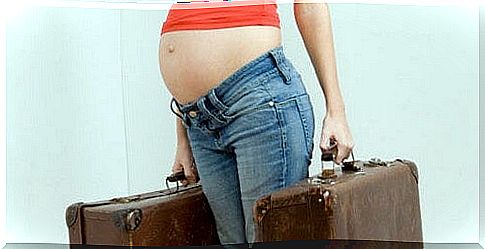 How to travel safely during pregnancy?