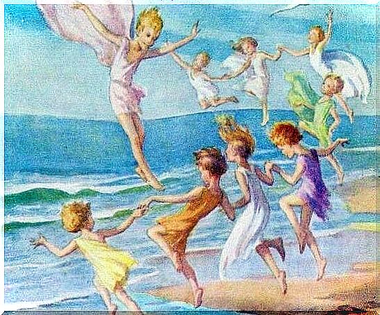 children playing on the beach without loads