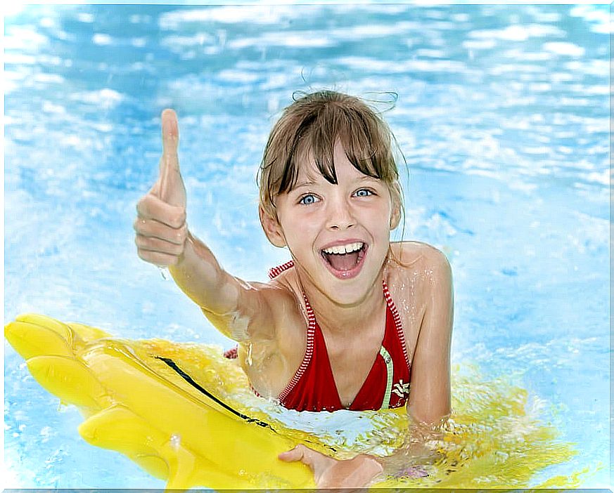 Precautions before going to the pool with children that you should take into account