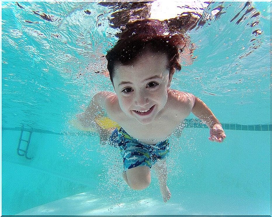 9 benefits of swimming in children